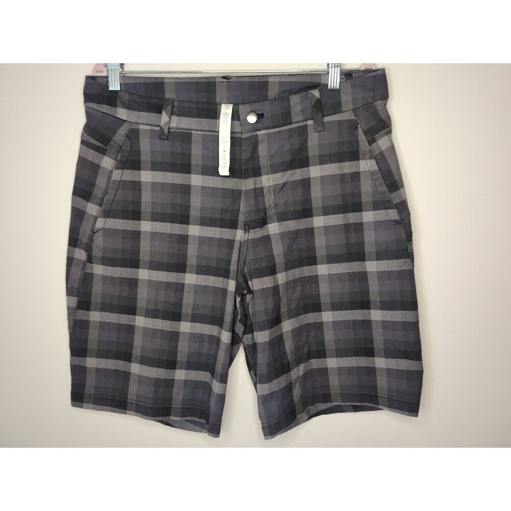 Lululemon Commission Plaid Shorts Golf Performance Casual Mens 36 - Picture 1 of 10